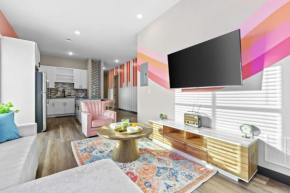 Trendy 2 BR Retreat - Near Nashvilles Best Venues